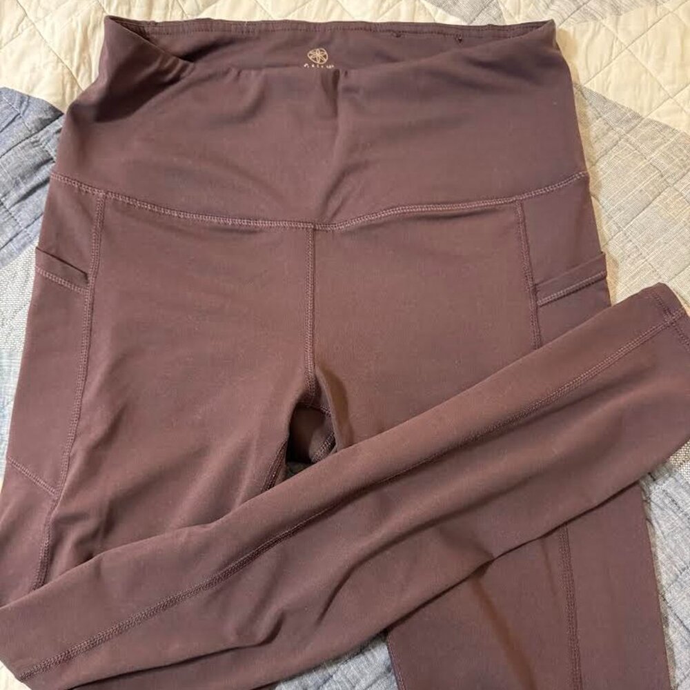 Gaiam Purple Leggings Size Medium